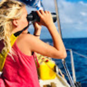 Meet your Posher, Clara